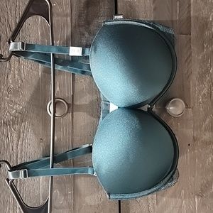 Victoria Secret Pink Bra size 36D- new